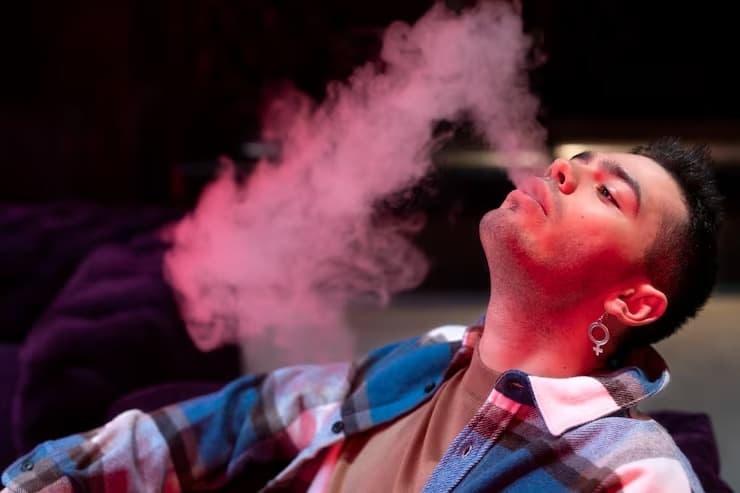 Top tips for vape users finding the ideal e cigarette pen charger and why vape battery life matters