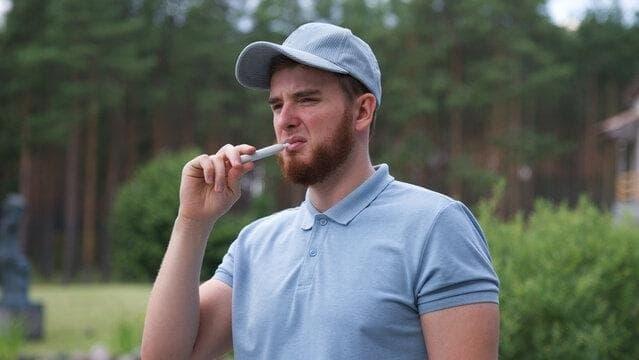 e-füst guide - how do e cigarettes work and smart e-füst vaping tips