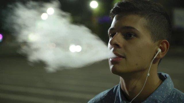E cigi bolt Buying Guide and 7 Safety Tips for electronic cigarette smoking Enthusiasts E cigi bolt Buying Guide and 7 Safety Tips for electronic cigarette smoking Enthusiasts