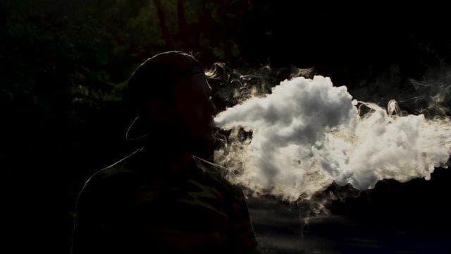 New study reveals e-cigaretta trends as youth e-cigarette use drops to lowest level in a decade