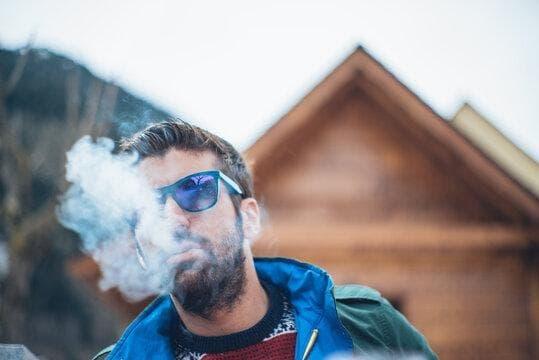 Nejlevnější E-cigarety meets vaping and e-cigarettes the facts buckingham in a practical affordable guide to buying vapes Nejlevnější E-cigarety meets vaping and e-cigarettes the facts buckingham in a practical affordable guide to buying vapes