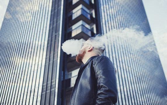 2025 Consumer Guide to e-cigarette Safety, Flavors, Marketing and the Rise of juul e-cigarettes