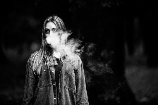 Best Vape Pen and Cigarette Electronic Picks 2025 Buying Guide for Flavor Performance and Battery Life