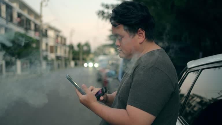 Why xôi lạc trực tiếp bóng đá drives local fandom and how are e-cigarettes regulated in global policy debates