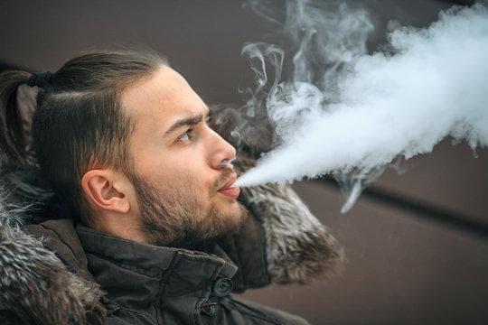 Poker Trực Tuyến Players Alert as New Study Reveals 5 dangers of e cigarettes and How to Protect Yourself